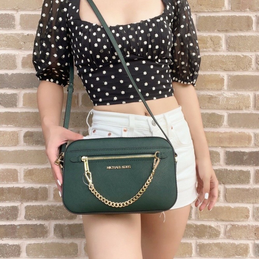 NWT Michael Kors Chain Crossbody💕Gaby’sBags - Picture 3 of 8